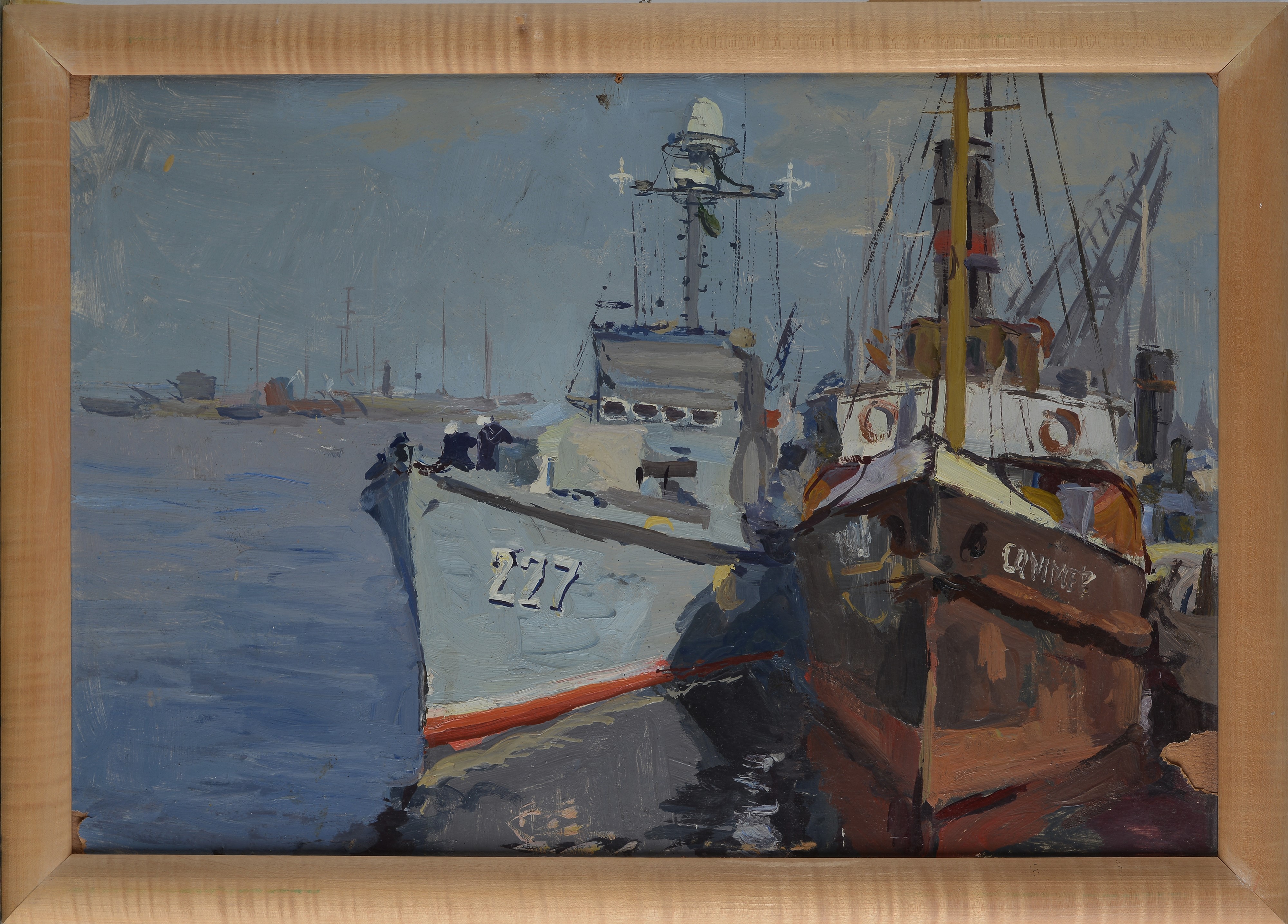 Navi militari in porto