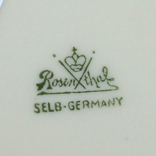 Gruppo di tazze e tazzine