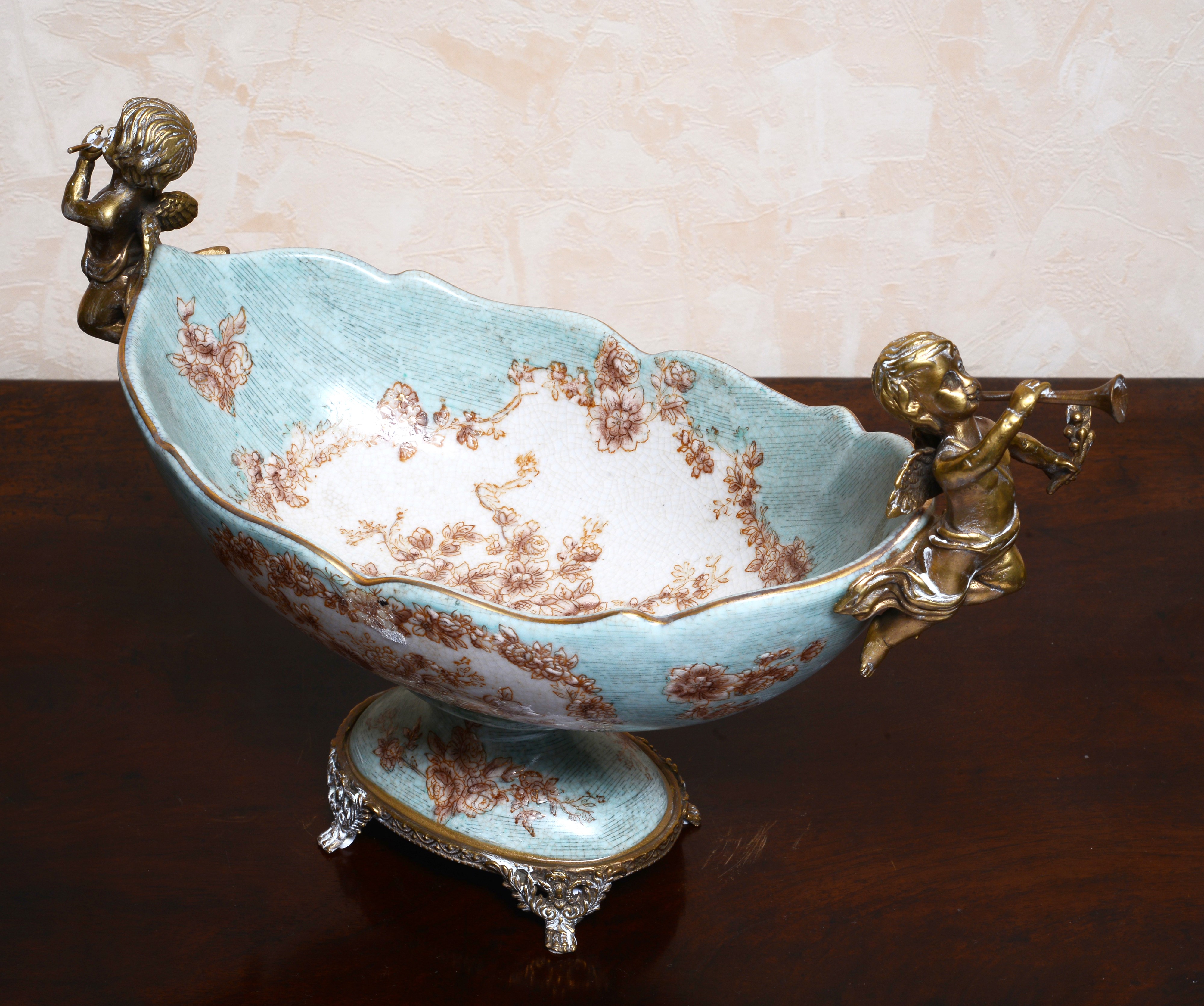 Cestino e due portacandele