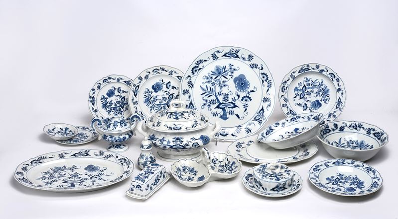 Servito in porcellana 'Blue Danube' con decoro cipolla