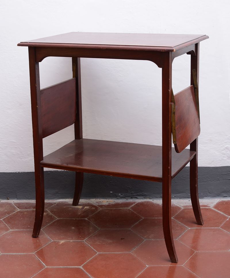 Tavolino da servizio