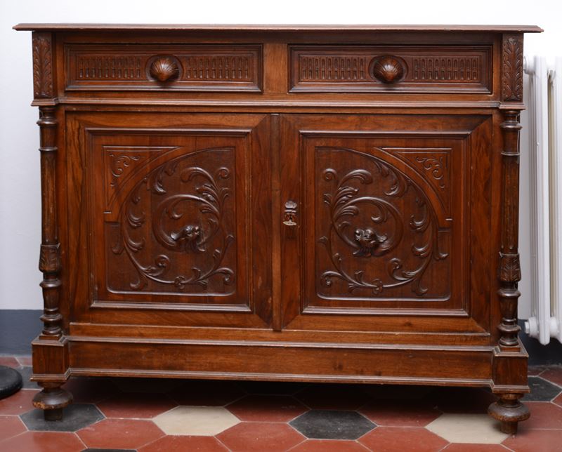 Credenza