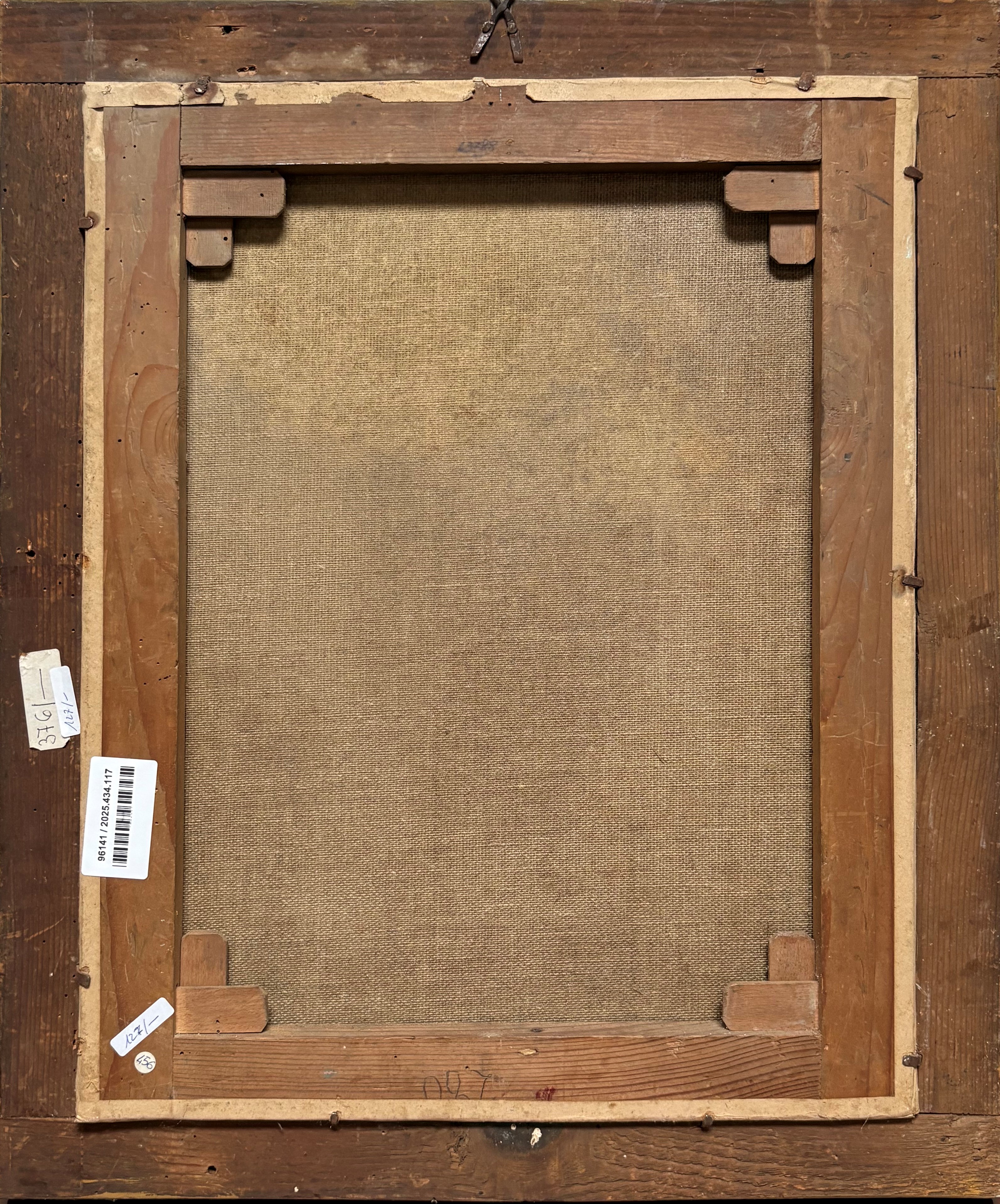 Ritratto di ragazza con mantella