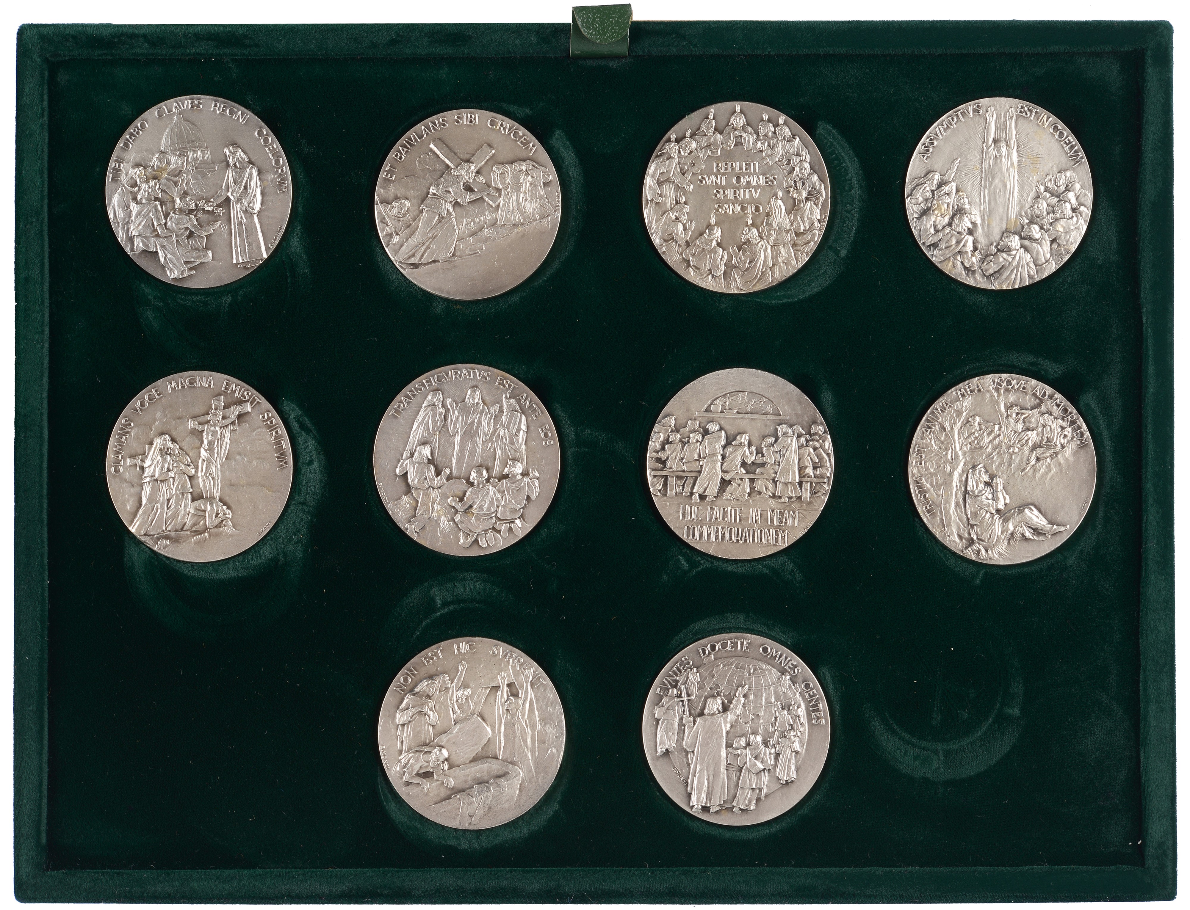 Trenta medaglie con episodi della Vita di Gesù