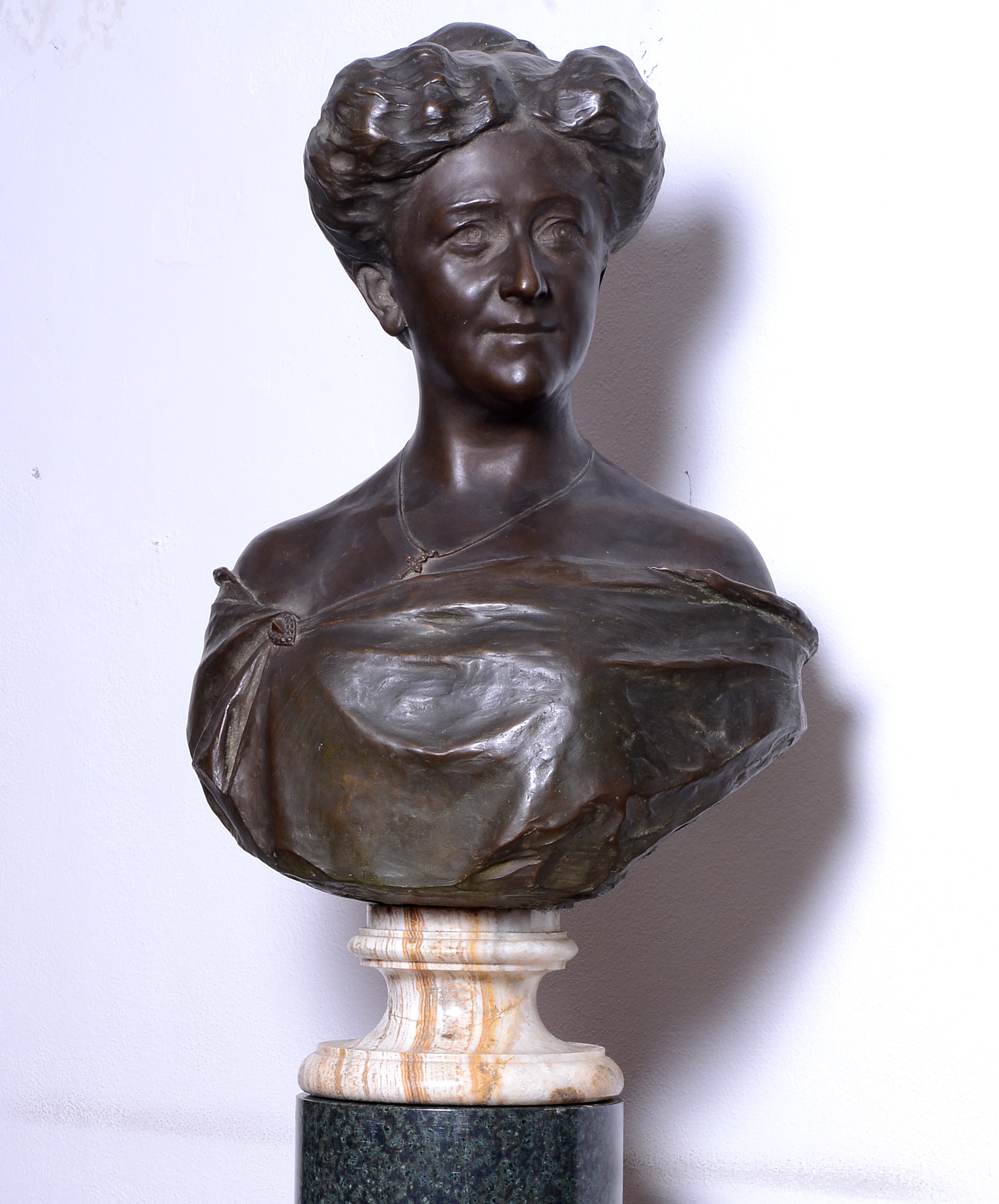 Busto di signora