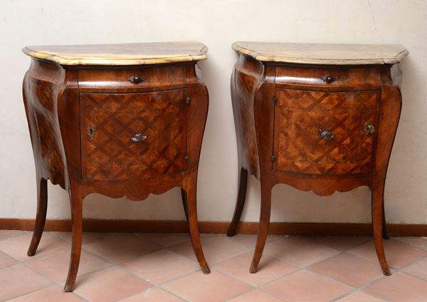 Coppia di comodini