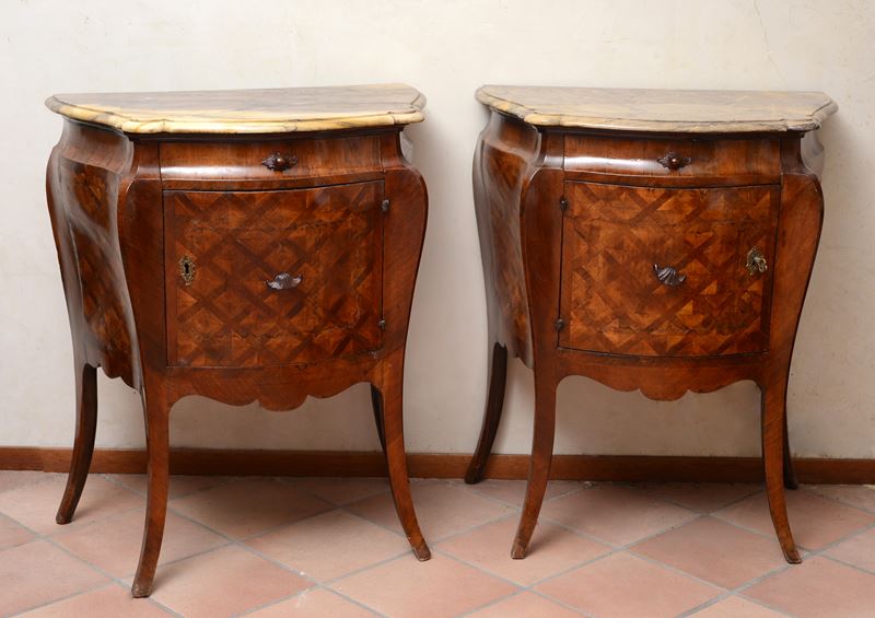 Coppia di comodini