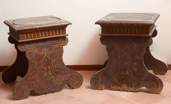Coppia di sgabelli