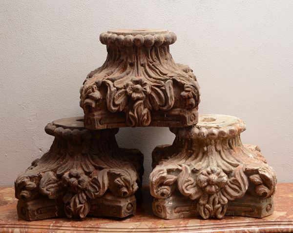 Tre capitelli