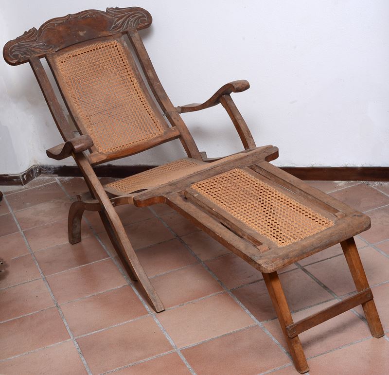 Chaise longue