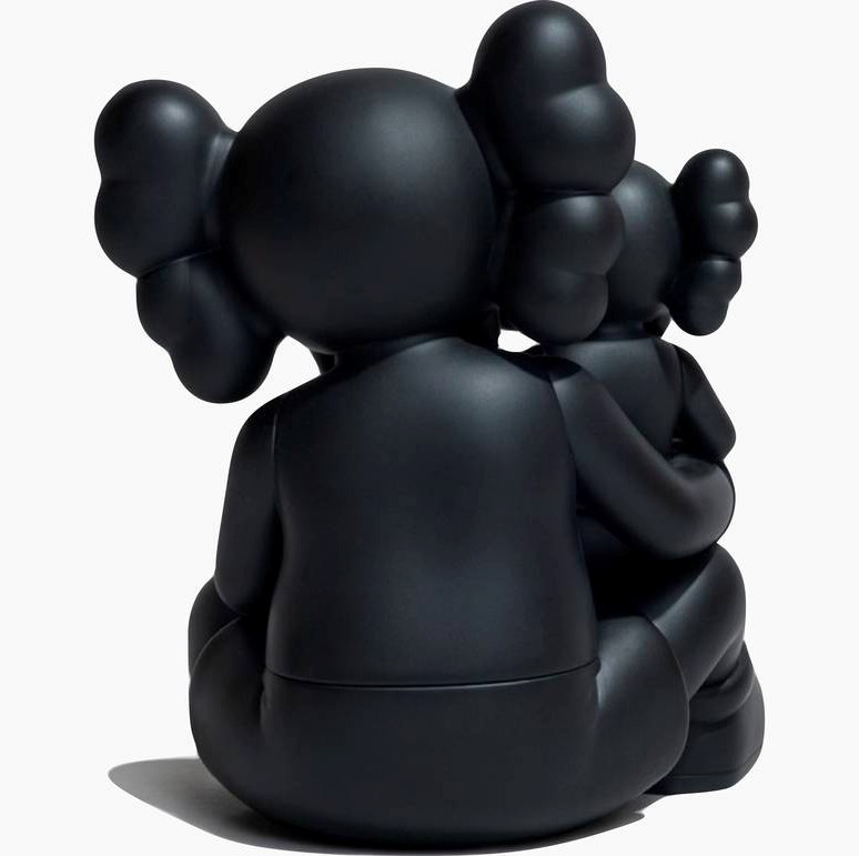 KAWS: HOLIDAY CHANGBAI MOUNTAIN