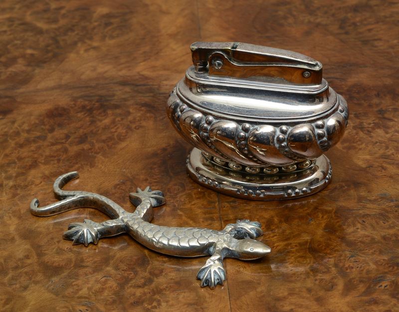 Un accendino da tavola