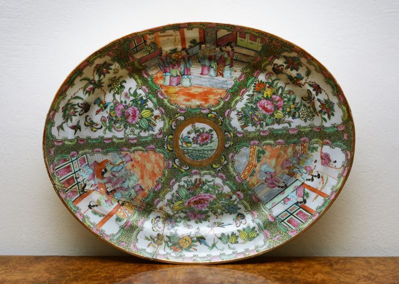 Vassoio in porcellana