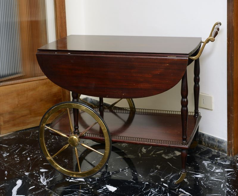 Carrello di servizio
