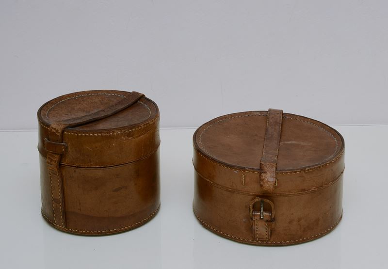 Coppia di scatole circolari