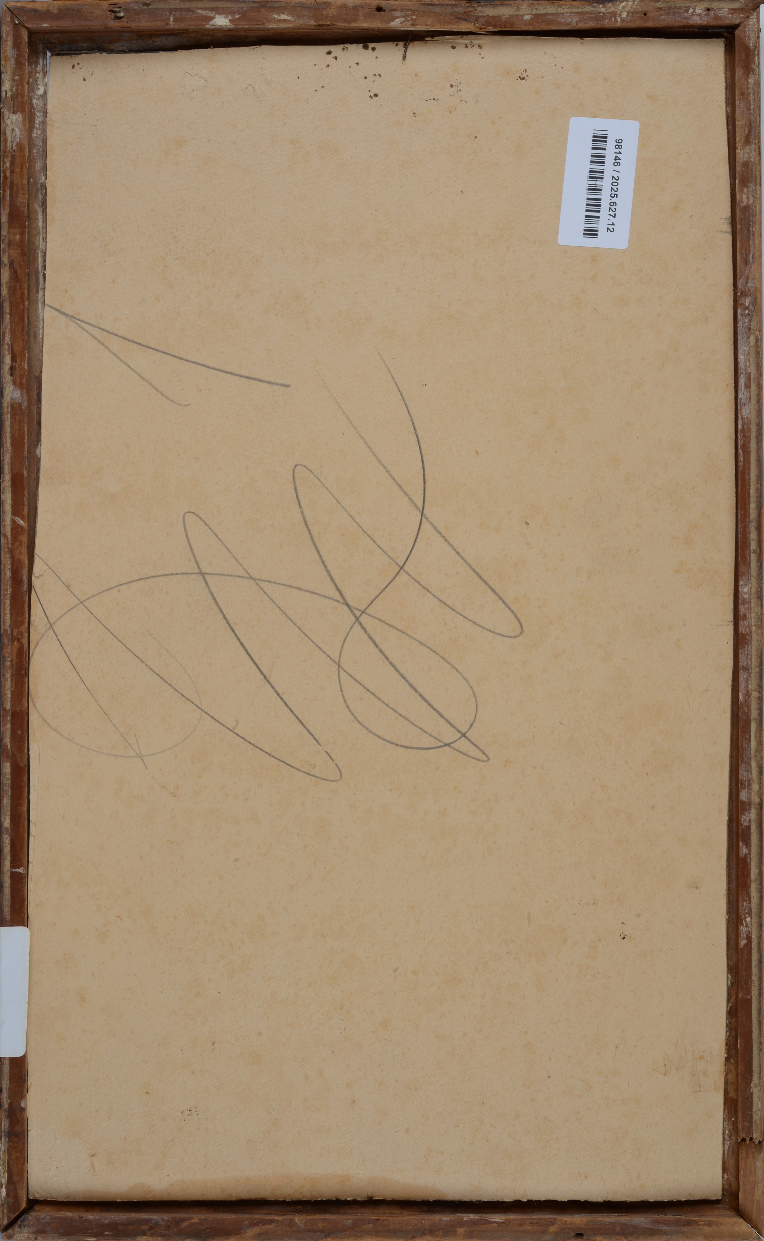 Scorcio di paese con campanile