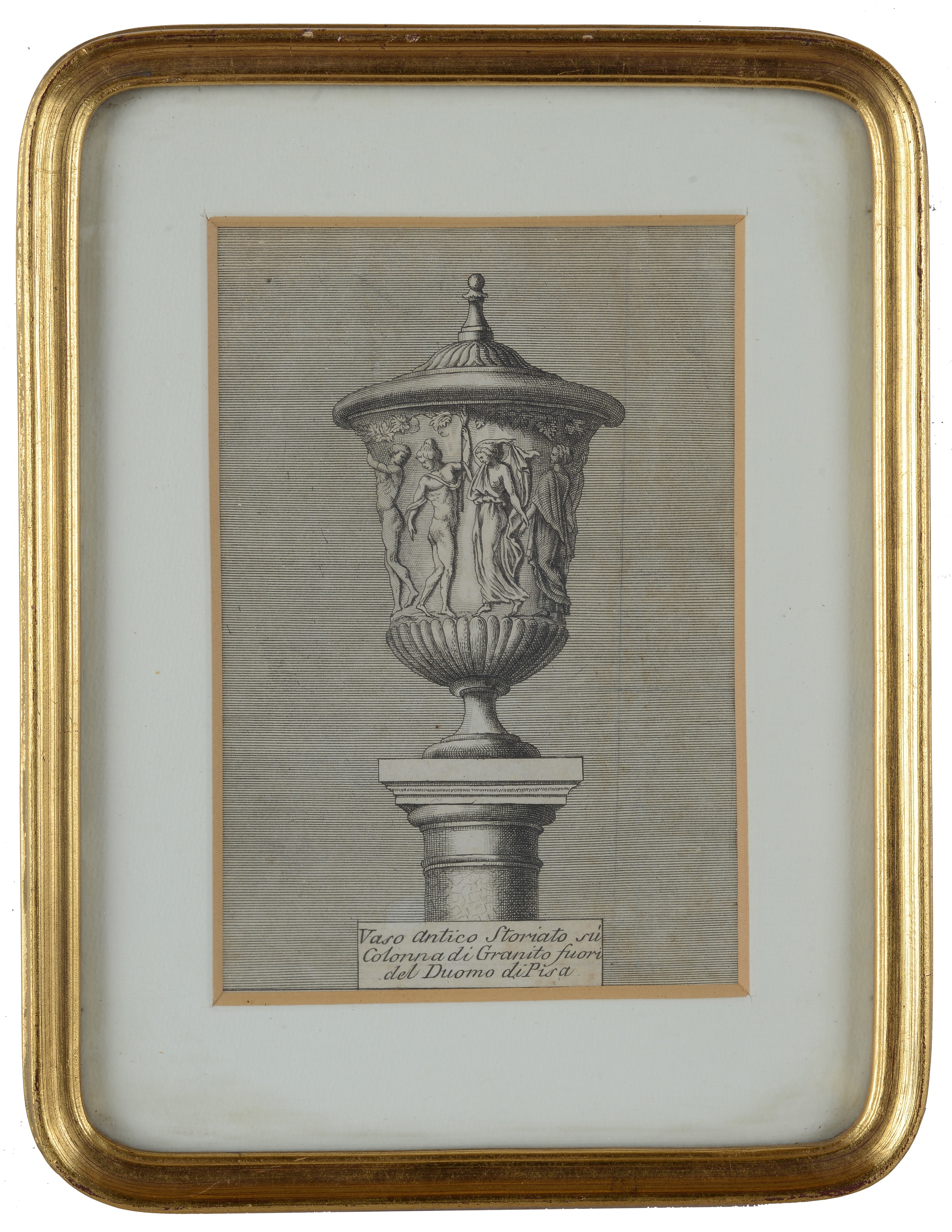 Vaso antico storiato su colonna di granito fuori del Duomo di Pisa