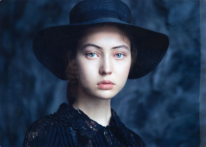 Alexander Vinogradov - Elvira – Stampa fotografica su alluminio, 50x70 cm
