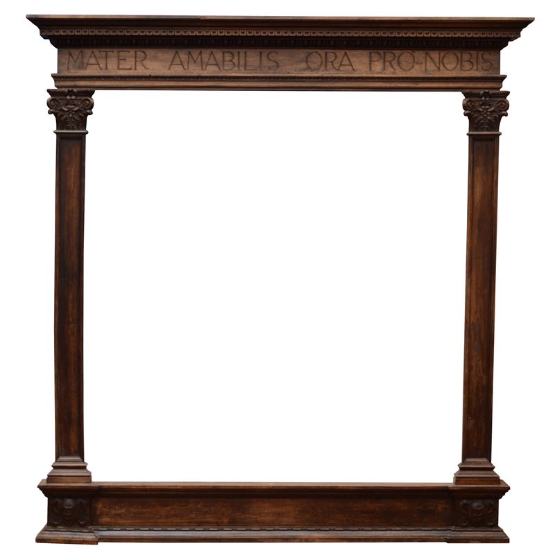 Cornice monumentale ad edicola