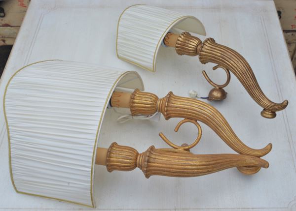 Due appliques