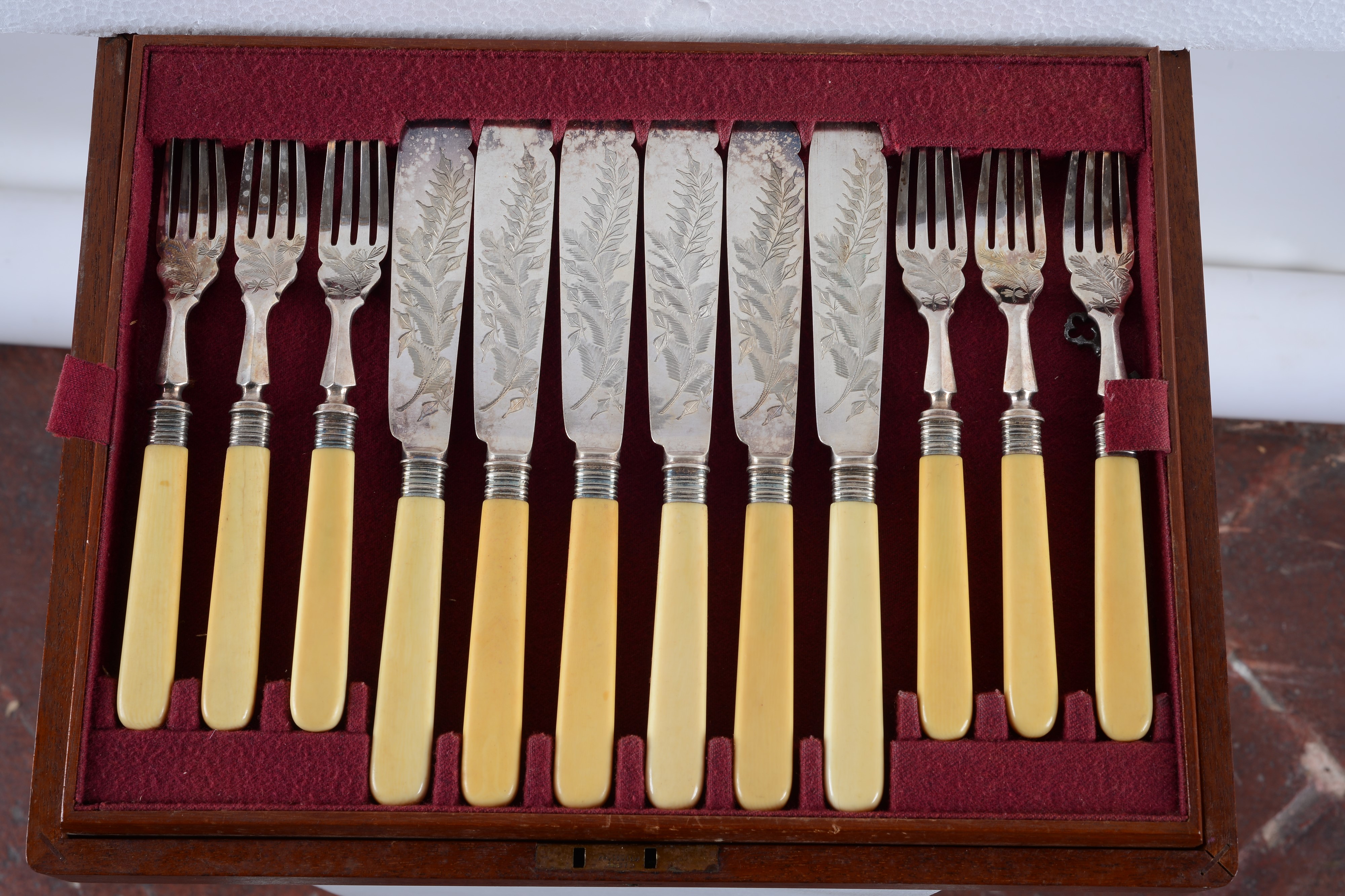 Set di posate da pesce